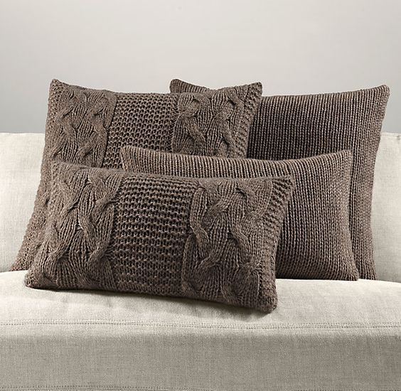 Knitted Throw Pillow Case / Örme Kırlent Kılıfı