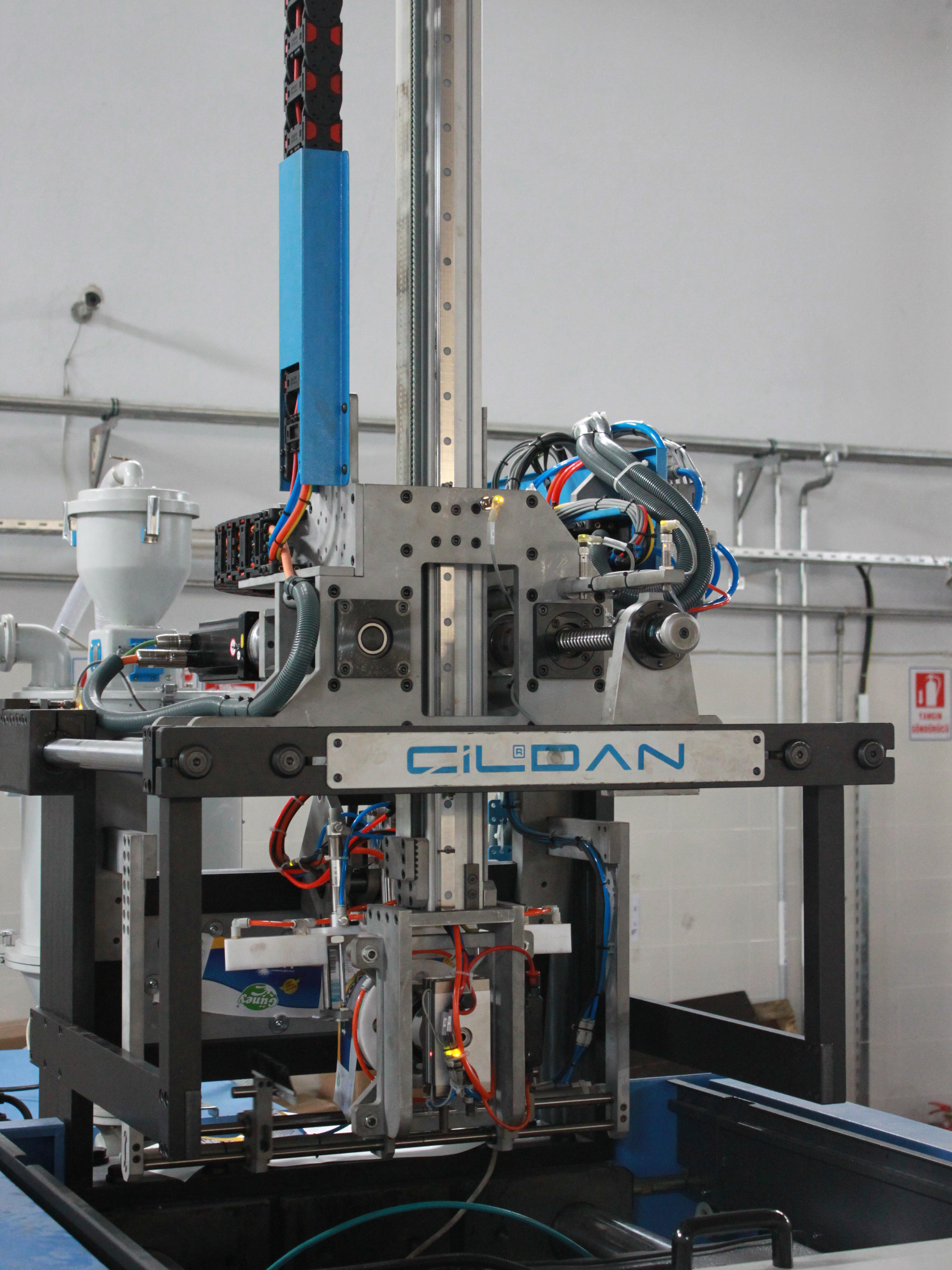 Top-Entry IML Robots