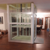 Enclosed Vertical Platform Lift for Handicapped Accessibility