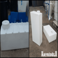 POLYETHYLENE PLASTIC FOUR CORNER TANKS