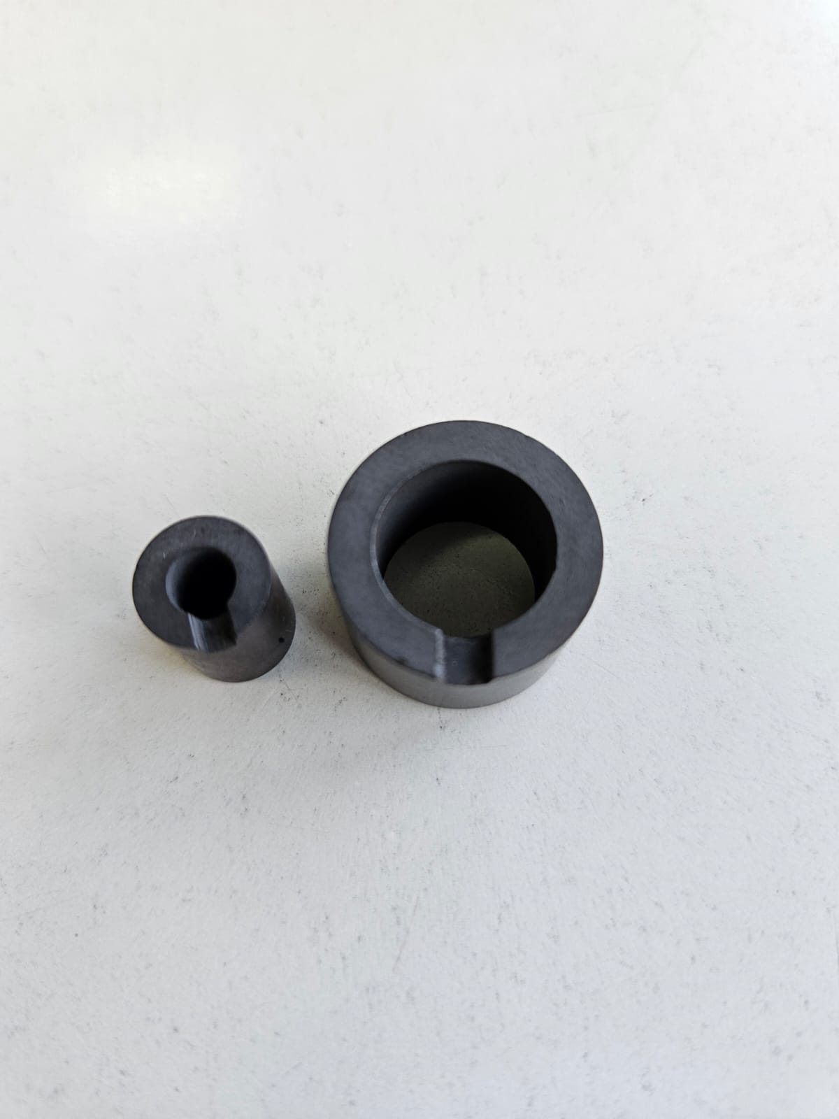 Ferrite isotope magnetic material